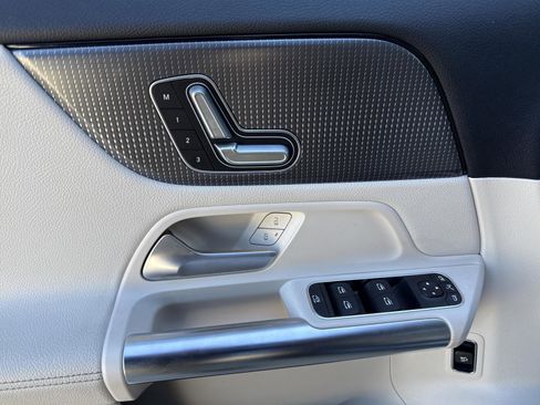 Used 2021 Mercedes-Benz GLA 250 GLA 250 image 15