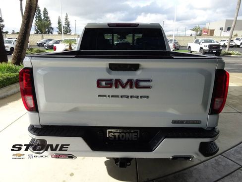 New 2026 GMC Sierra 1500 Elevation image 7