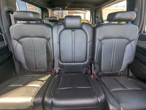 Used 2022 Jeep Wagoneer Series II w/ Premium Group I image 24