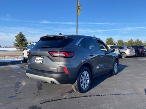 Used 2023 Ford Escape Active image 8