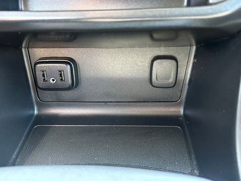 Used 2021 Chevrolet Colorado LT w/ Safety Package image 24