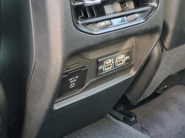 Certified 2024 Jeep Grand Cherokee Altitude AWD/4WD image 22