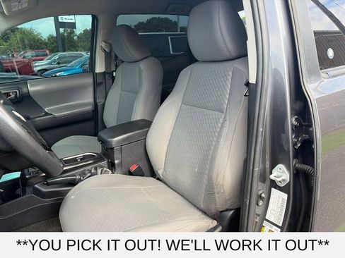 Used 2021 Toyota Tacoma SR w/ SR Convenience Package RWD image 10