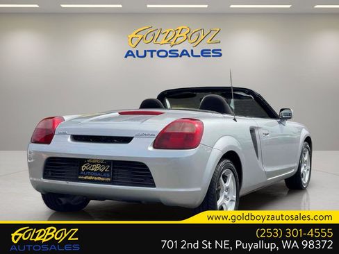 Used 2000 Toyota MR2 RWD image 4