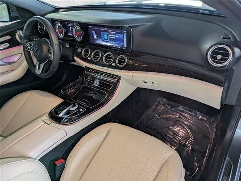 Used 2019 Mercedes-Benz E 300 image 23