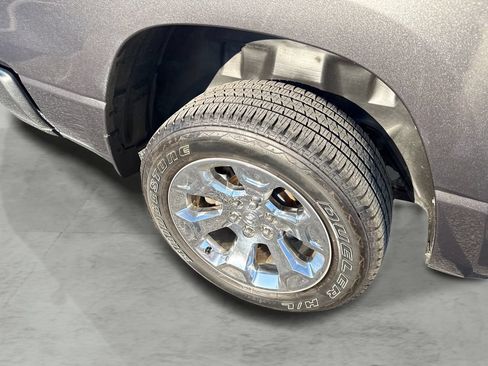 Used 2022 RAM 1500 Big Horn AWD/4WD image 9