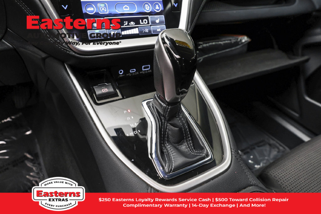 Used 2024 Subaru Outback Premium AWD/4WD image 14