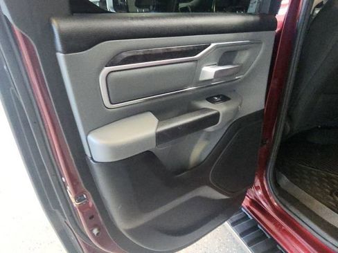 Used 2019 RAM 1500 Big Horn AWD/4WD image 11