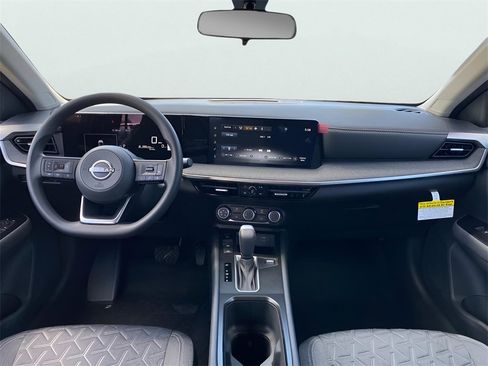 New 2026 Nissan Kicks SV image 15