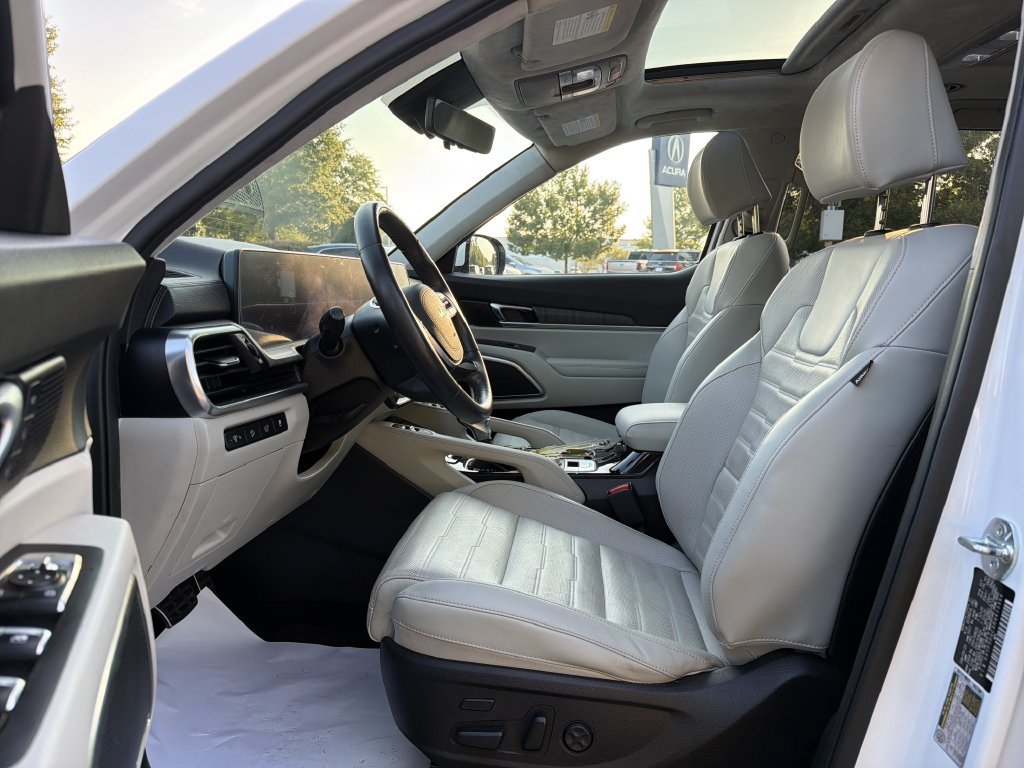 Used 2024 Kia Telluride SX Prestige AWD/4WD image 11