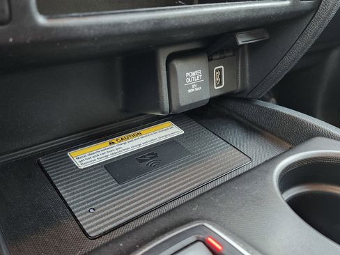 Used 2022 Honda Pilot TrailSport image 12