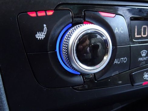 Used 2017 Audi Q5 2.0T Premium w/ Audi MMI Navigation Plus image 17