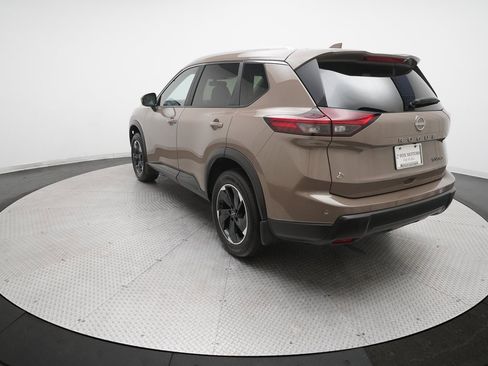 Certified 2024 Nissan Rogue SV w/ SV Premium Package image 35