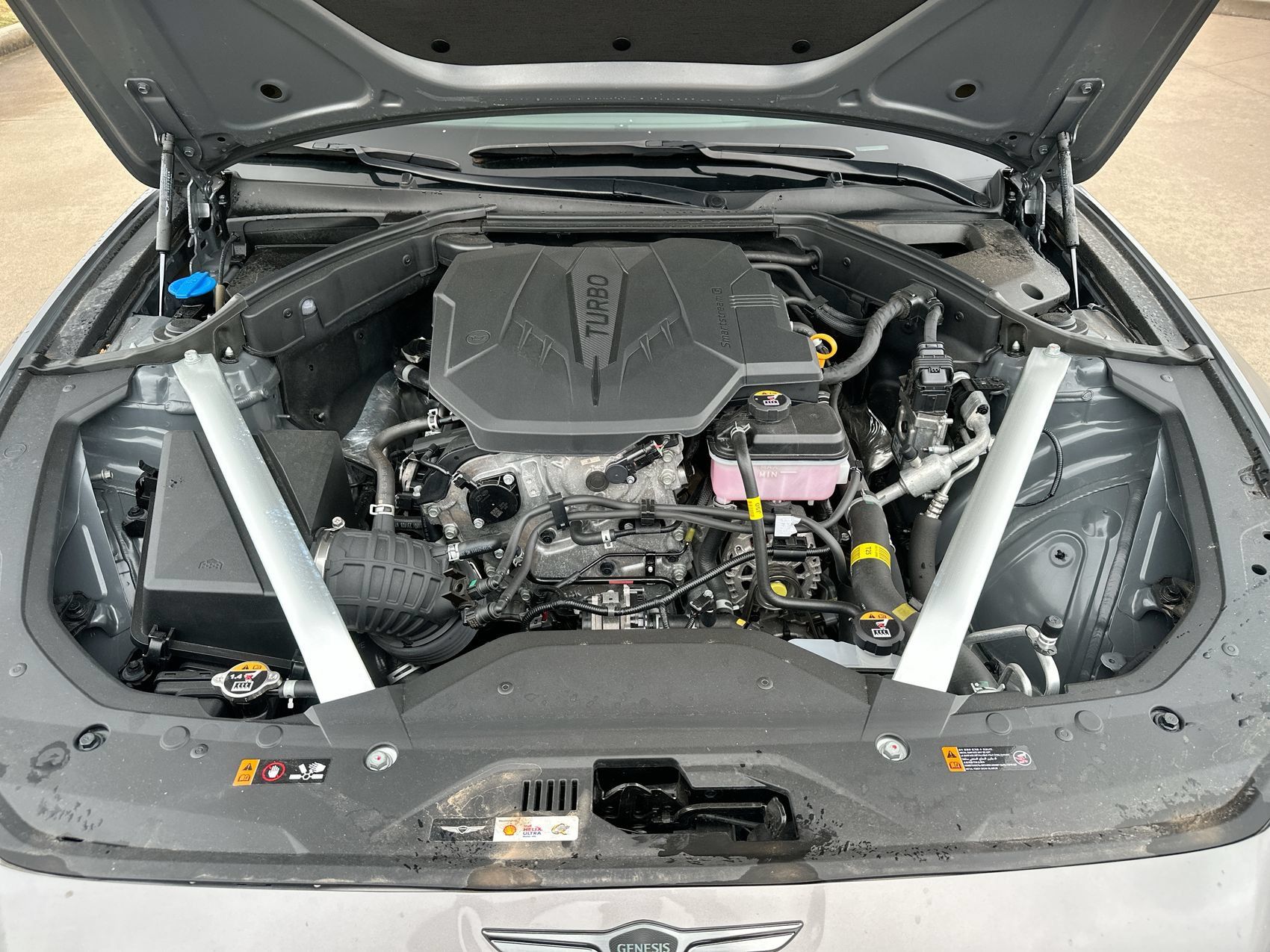 Used 2024 Genesis G70 2.5T RWD image 25