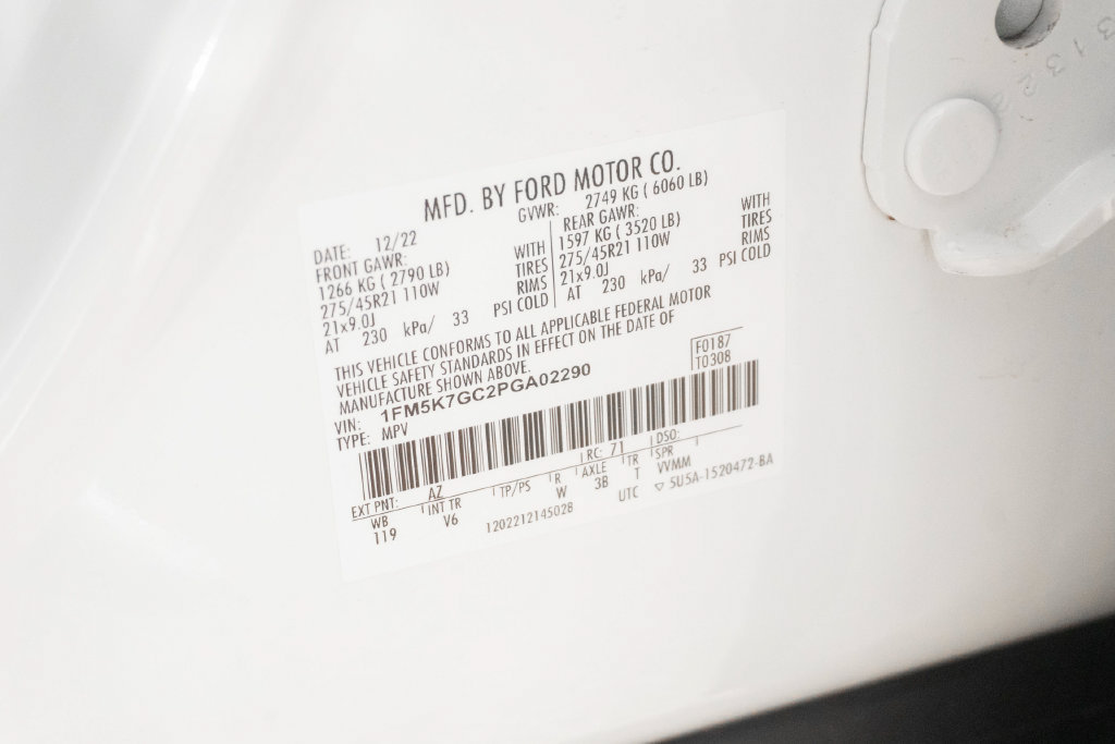 Used 2023 Ford Explorer ST RWD image 39