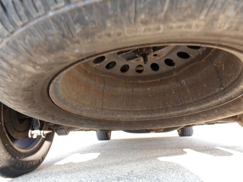 Used 2004 GMC Envoy SLT image 90