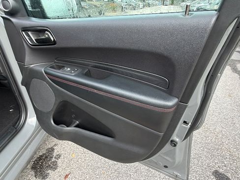 Used 2025 Dodge Durango GT AWD/4WD image 18
