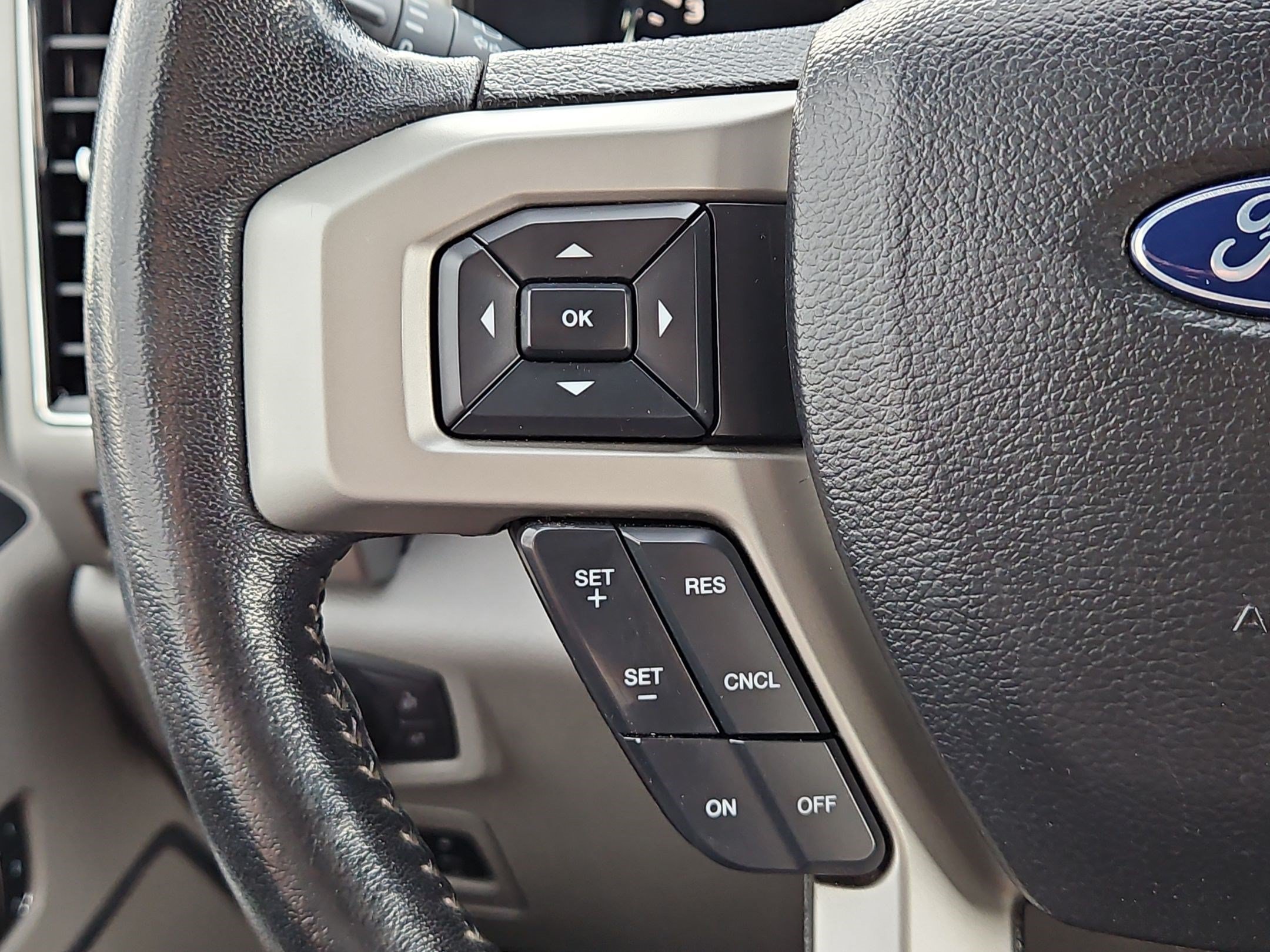 Used 2019 Ford F150 Lariat AWD/4WD image 16