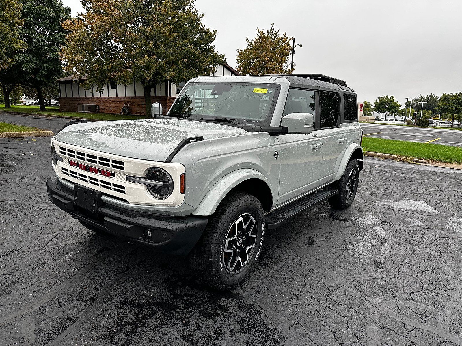 Used 2023 Ford Bronco Outer Banks AWD/4WD image 7