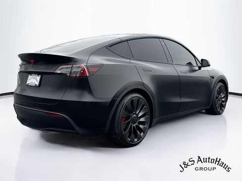 Used 2023 Tesla Model Y Performance image 7