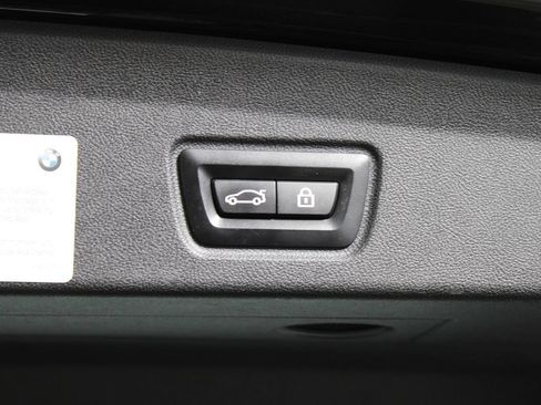Used 2023 BMW i4 eDrive35 w/ Premium Package RWD image 28
