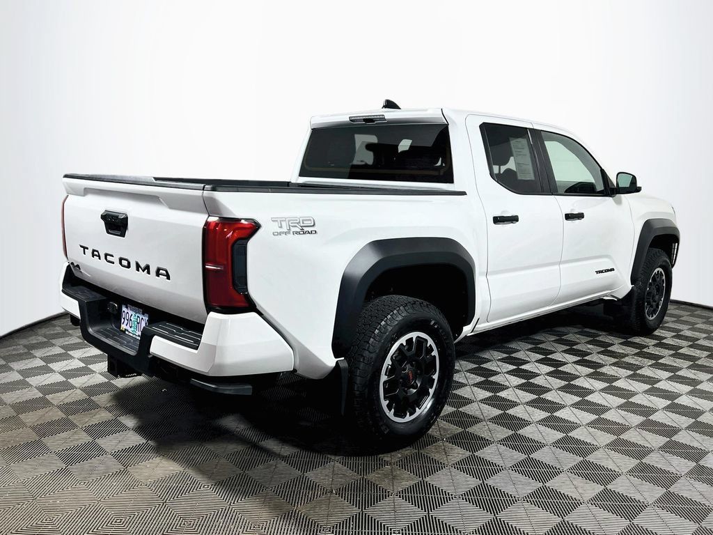 Certified 2026 Toyota Tacoma TRD Off-Road AWD/4WD image 7