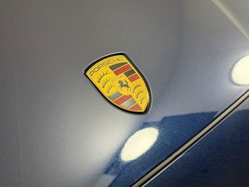 Certified 2025 Porsche Cayenne Turbo GT image 33