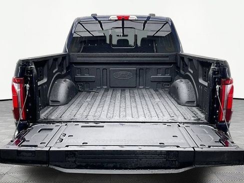 Certified 2025 Ford F150 Platinum w/ Equipment Group 702A High AWD/4WD image 18