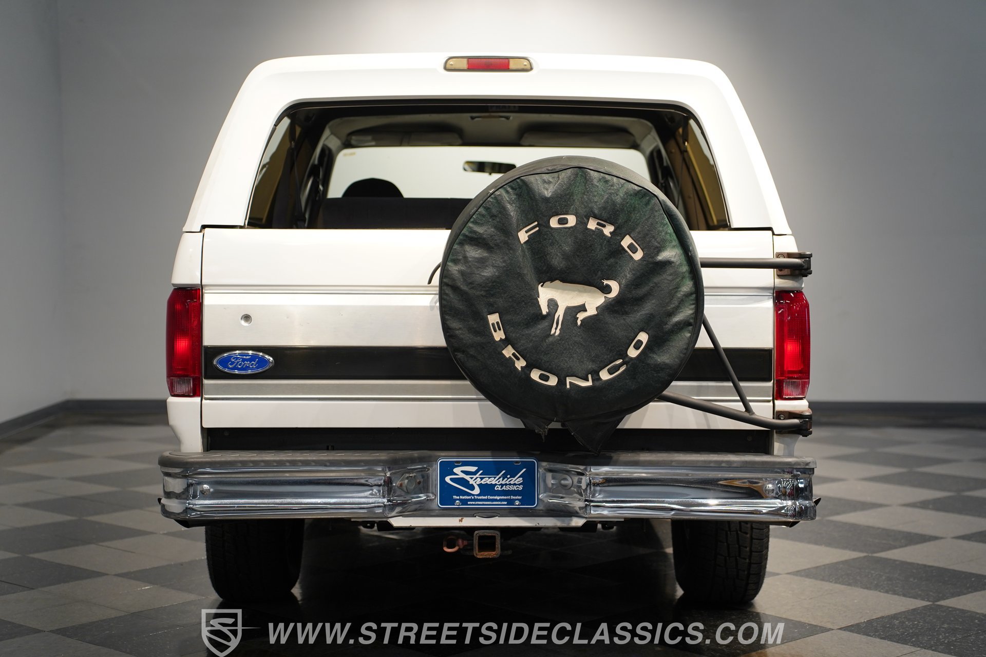 Used 1995 Ford Bronco XLT AWD/4WD image 26