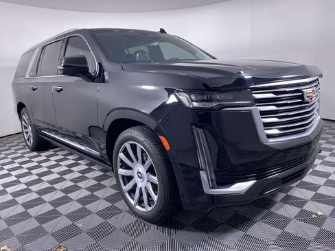 Certified 2023 Cadillac Escalade ESV Premium Luxury Platinum image 22