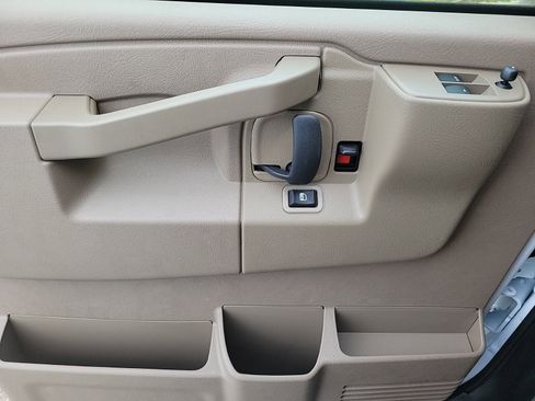 New 2025 GMC Savana 2500 Extended w/ Driver Convenience Package image 13