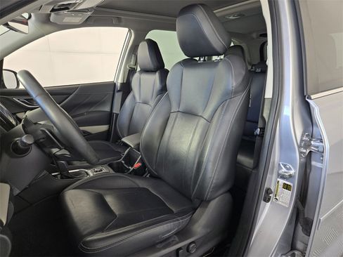 Used 2023 Subaru Forester Limited image 6