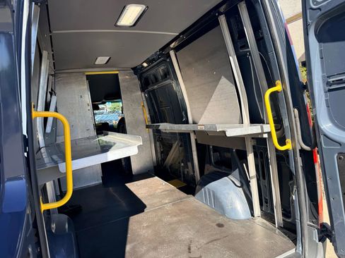 Used 2019 Mercedes-Benz Sprinter 144 image 12