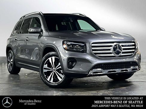 Certified 2025 Mercedes-Benz GLB 250 GLB 250 image 1