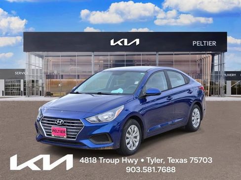 Used 2020 Hyundai Accent SE FWD image 3