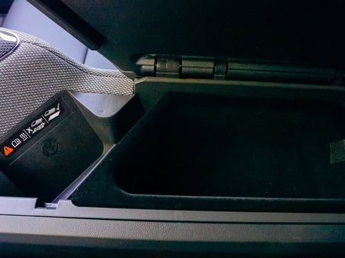 Used 2025 Cadillac Optiq Sport 1 image 26