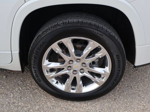 Used 2021 Chevrolet Traverse High Country FWD image 10