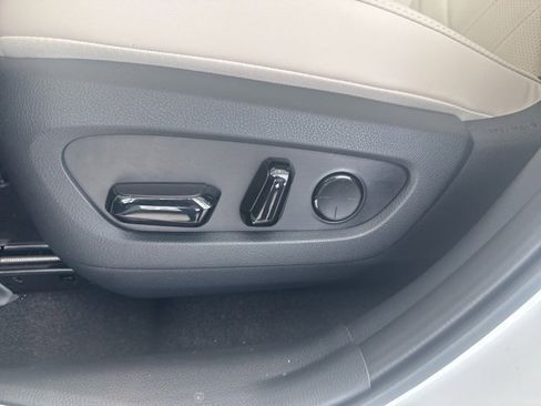 New 2026 Lexus NX 450h+ 450h+ Luxury w/ Accessory Package (2T) image 18