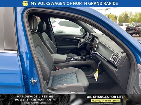 New 2026 Volkswagen Atlas Cross Sport SEL Premium R-Line AWD/4WD image 27