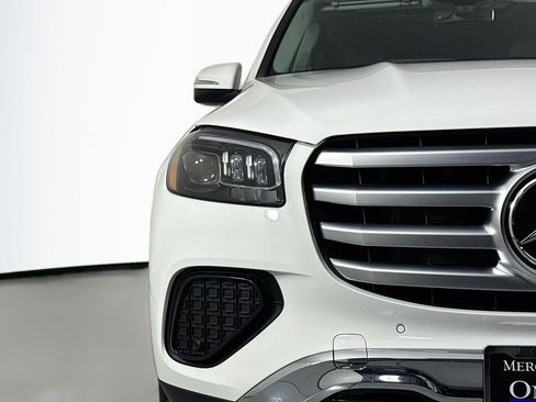 New 2026 Mercedes-Benz GLS 450 4MATIC image 14