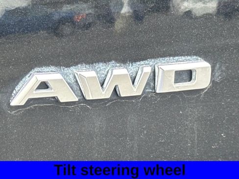 Used 2024 Cadillac XT4 Luxury w/ Cold Weather Package image 22