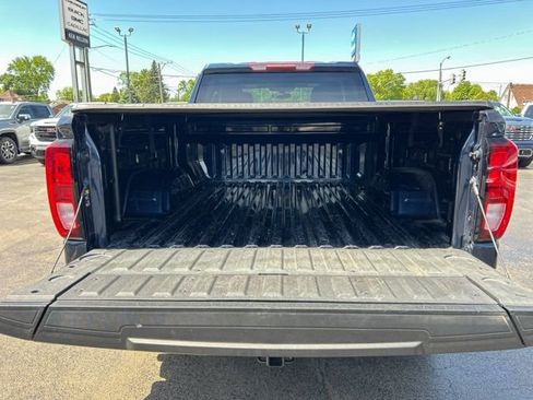 Used 2021 GMC Sierra 1500 Elevation w/ X31 Off-Road Package AWD/4WD image 10