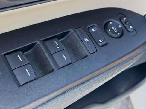 Used 2021 Honda CR-V LX image 22