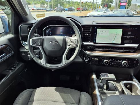 Used 2023 Chevrolet Silverado 1500 RST w/ Convenience Package II image 8