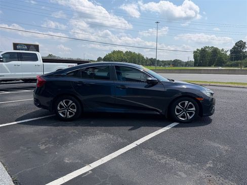 Used 2017 Honda Civic LX image 5
