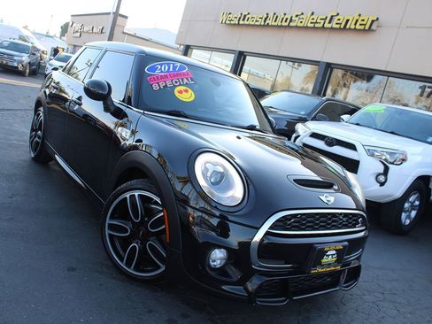 Used 2017 MINI Cooper S image 34