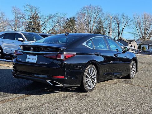Used 2021 Lexus ES 350 w/ Premium Package image 7