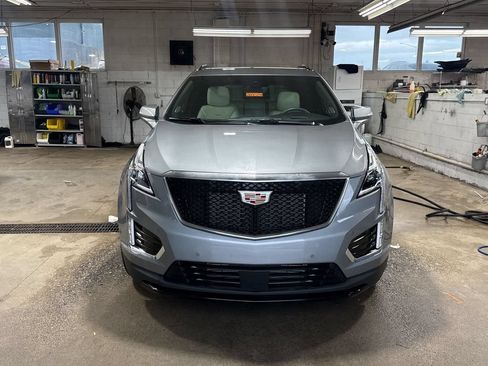 Used 2024 Cadillac XT5 Sportv w/ Technology Package AWD/4WD image 8