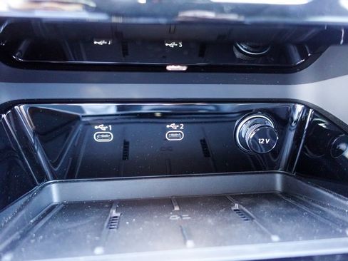 New 2025 Audi Q5 Prestige image 19