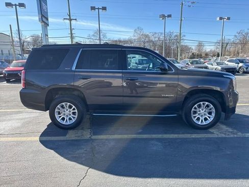 Used 2018 GMC Yukon SLT w/ Open Road Package image 4